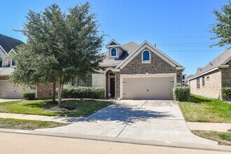 Building Photo - 5619 Drumlin Field Way