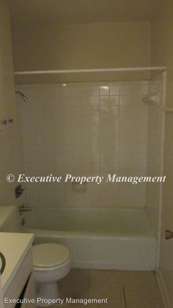 Building Photo - 2 br, 1 bath Apartment - 309 Sunset Lane