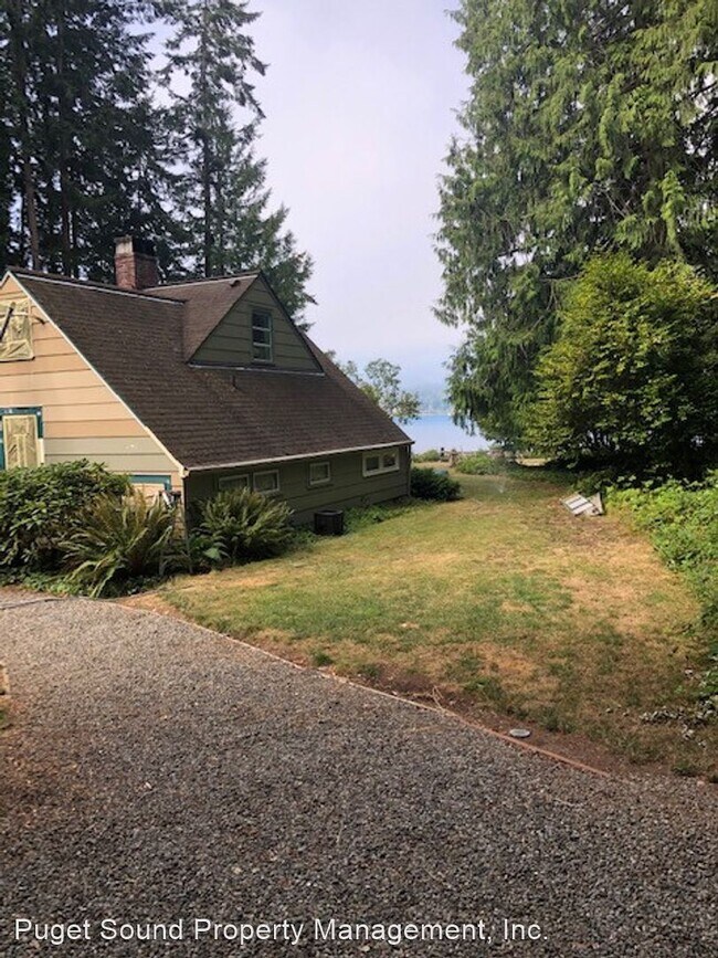 Building Photo - 2 br, 1 bath House - 4655 NE North Tolo Road