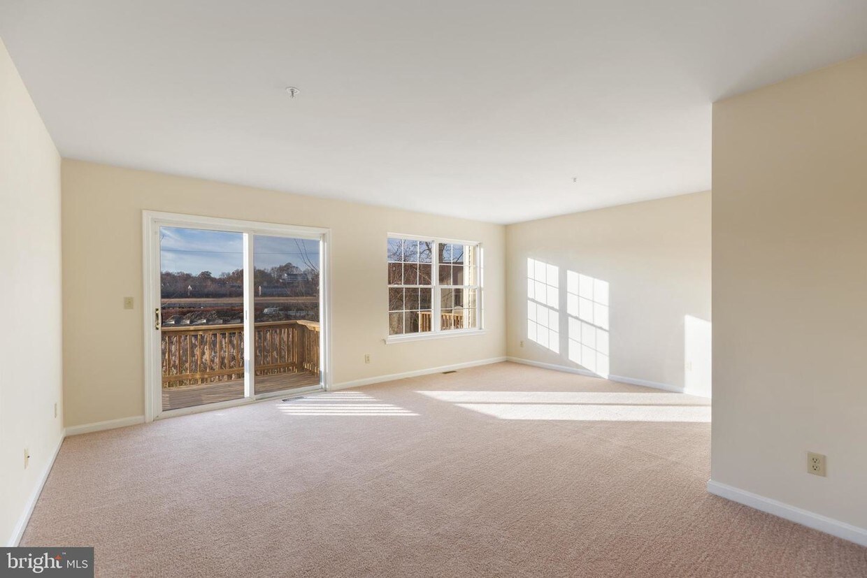 3607 Harbor Rd, Chesapeake Beach, MD 20732 Townhome Rentals in