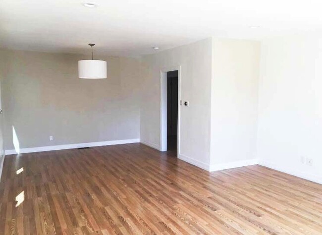 Dining room - 8251 W 4th St