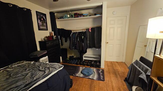 Building Photo - 194 Lu Anne Dr