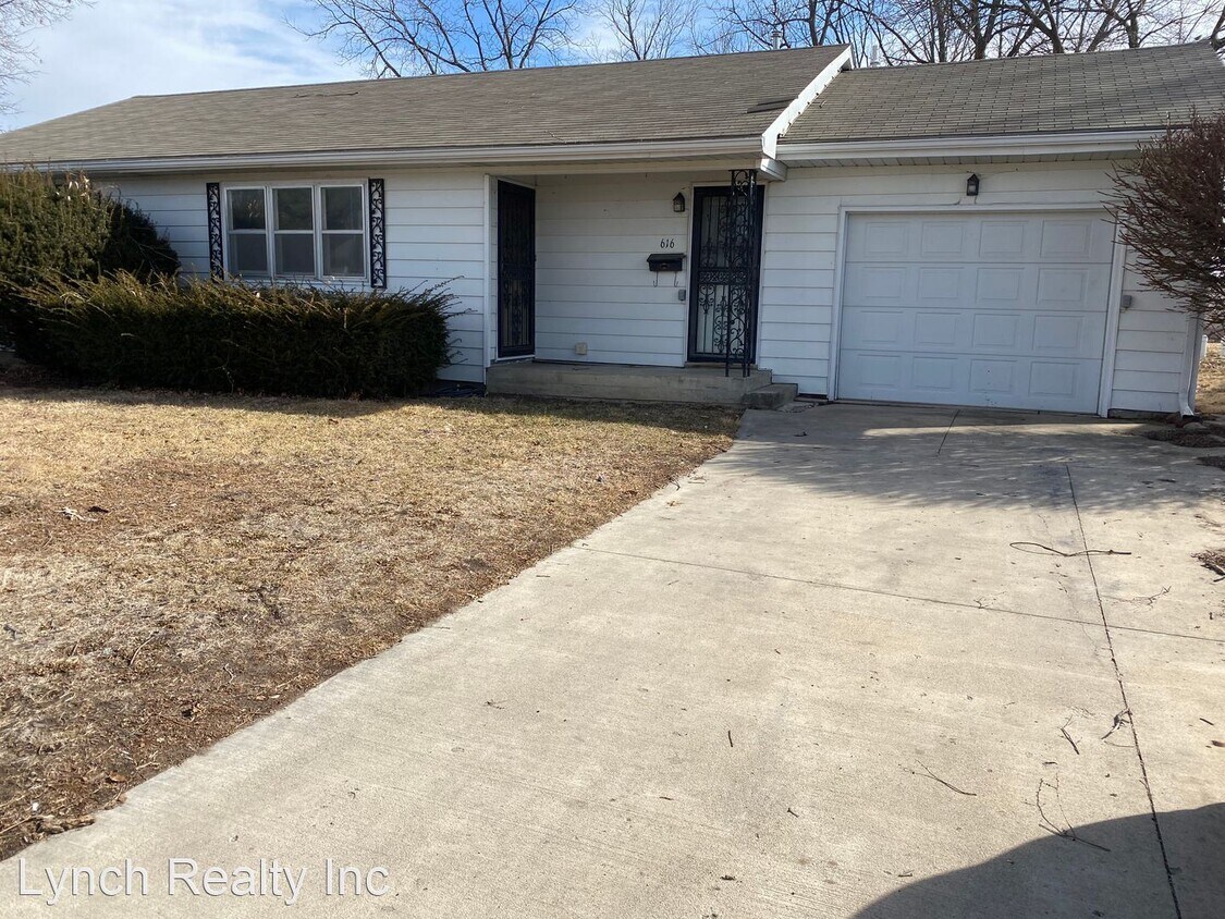 Primary Photo - 2 br, 1 bath House - 616 N Washington
