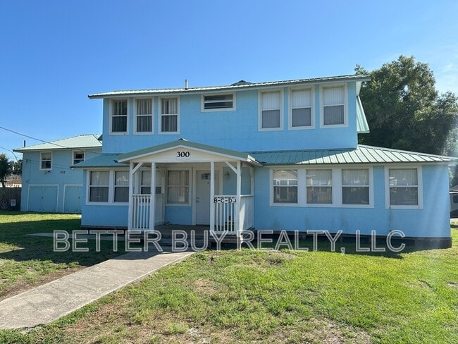 Building Photo - 300 N Church St