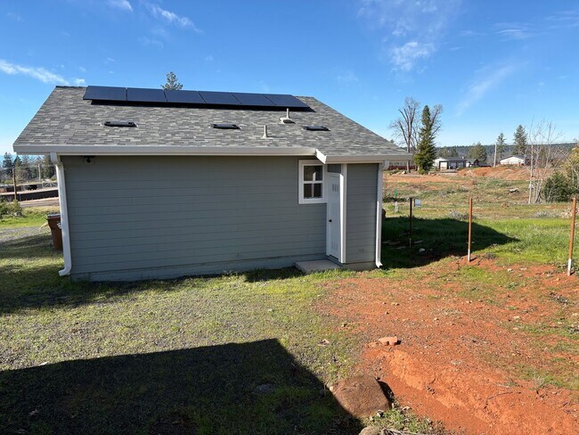 Foto del edificio - 1329 Taylor Ln