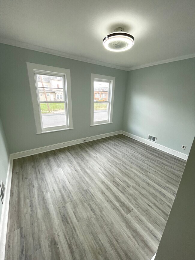 Bedroom - 1058 Fulton St