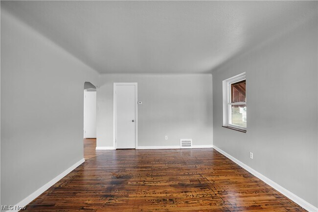 Foto del edificio - 12321 Southern Ave