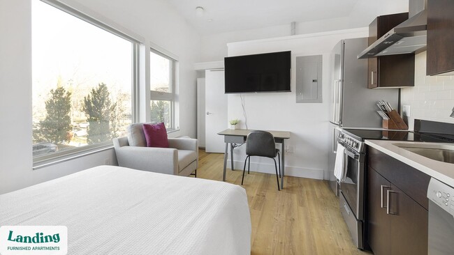 Building Photo - 135 Adams St