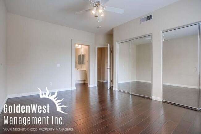 Building Photo - Exceptional 2Bdm 2.5Ba Residence at Palerm...