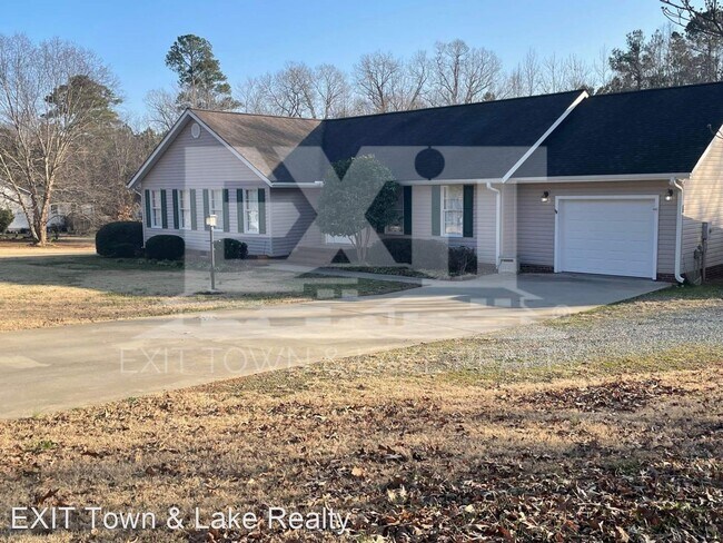 Building Photo - 3 br, 2 bath House - 248 Alexander Dr