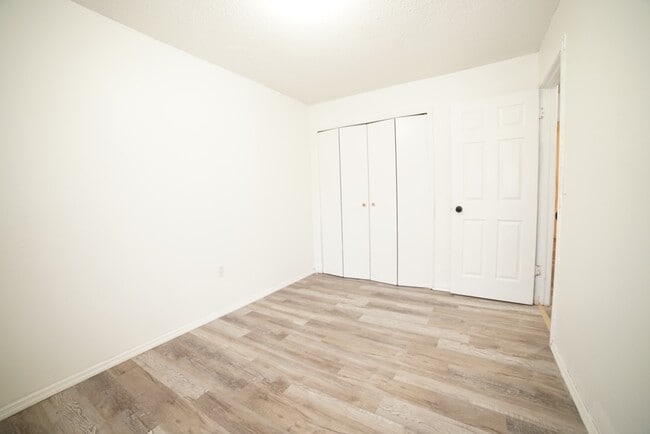 Building Photo - 3307 Pershing St