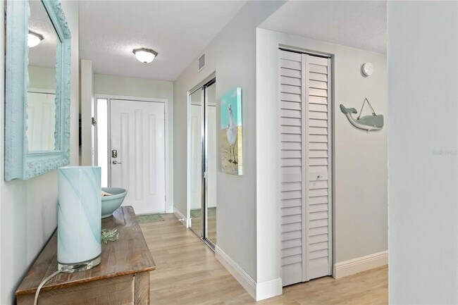 Foto del edificio - 3400 Ocean Beach Blvd