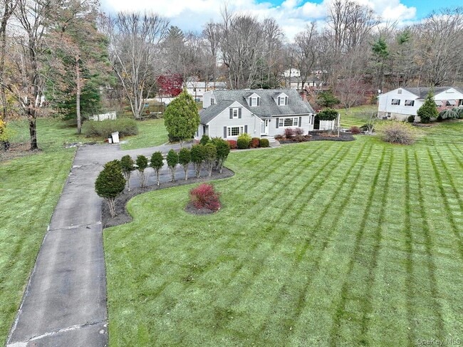 Foto del edificio - 50 Campbell Ave