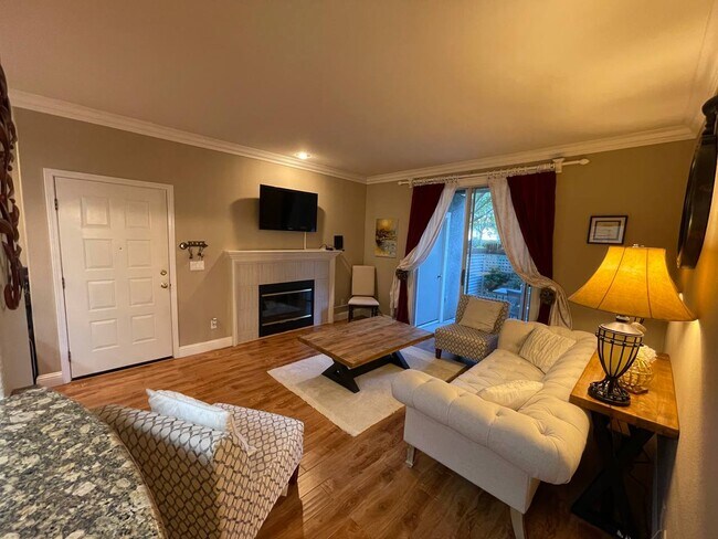Foto del edificio - 5966 Lake Almanor Dr