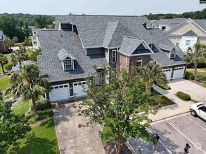 Building Photo - 112 Sandlapper Way