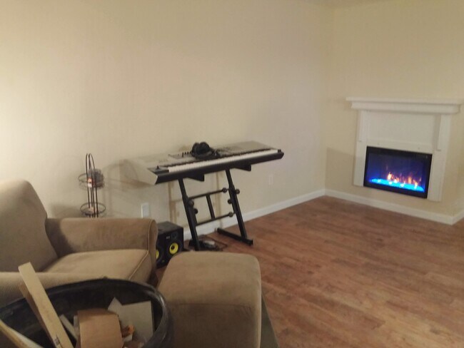 Foto del edificio - 1358 NW Hall Dr