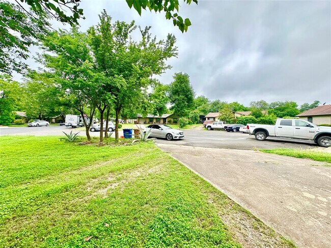 Building Photo - 5206 Regency Cove