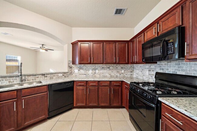 Foto del edificio - 2407 Lacyberry St