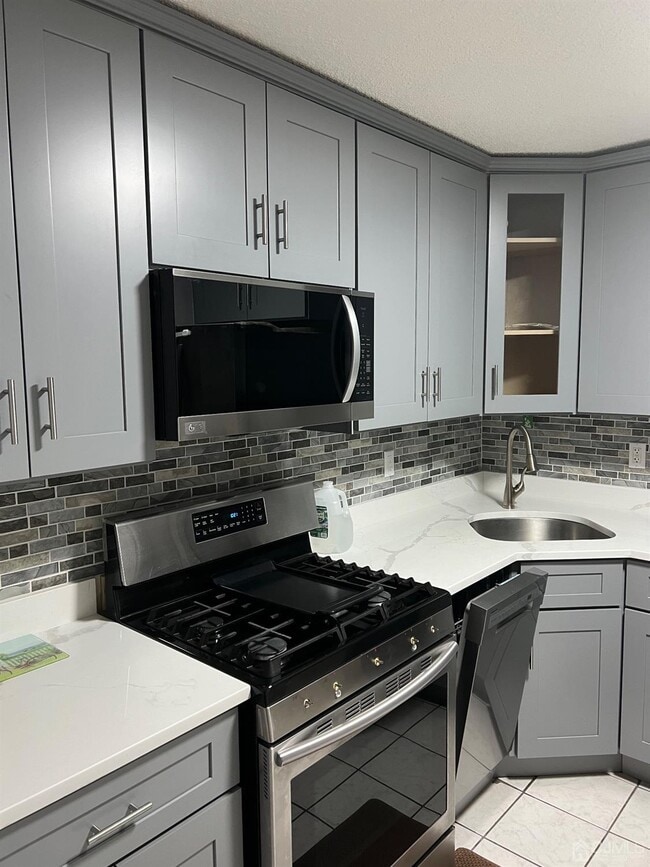Foto del edificio - 262 Kempsey Dr