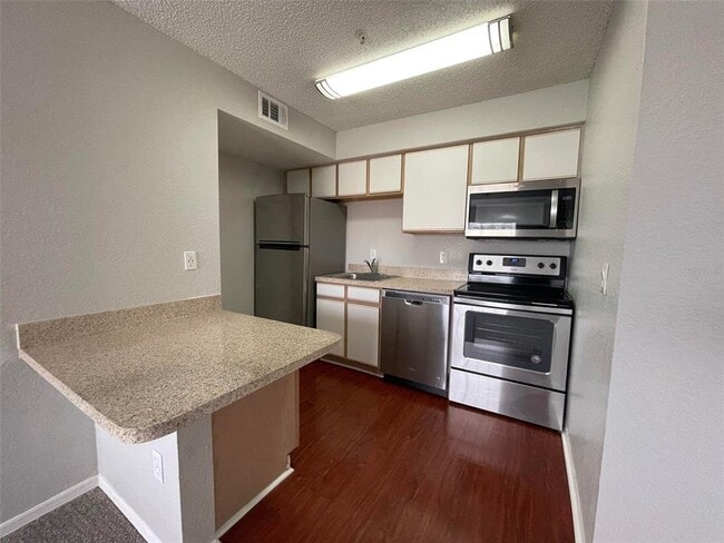 Building Photo - 2206 Antigua Pl
