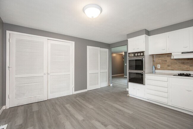 Foto del edificio - 3 Bed/1 Bath Ranch!