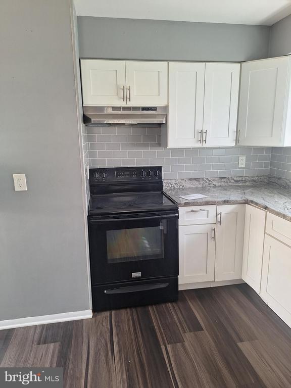 Foto del edificio - 51 Noble Rd