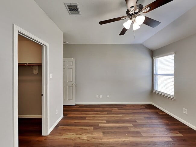 Building Photo - 18810 Dennington Dr