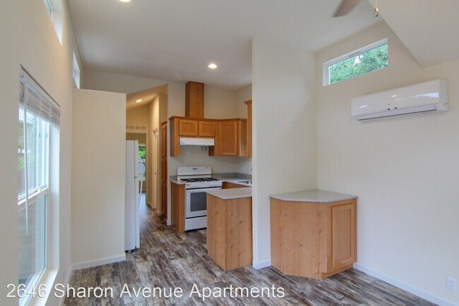 Foto del edificio - 2646 Sharon Ave