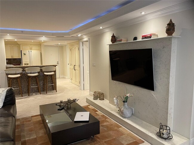 Foto del edificio - 2555 Collins Ave