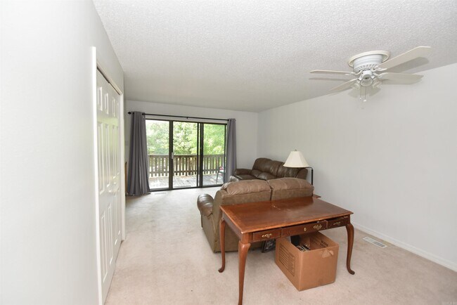 Foto del edificio - 601 Dave Creek Pkwy