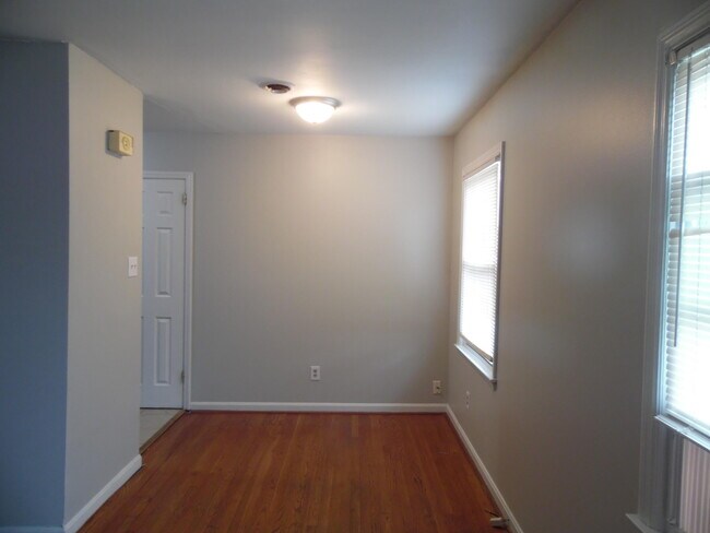 Building Photo - 2157 Cypress Dr