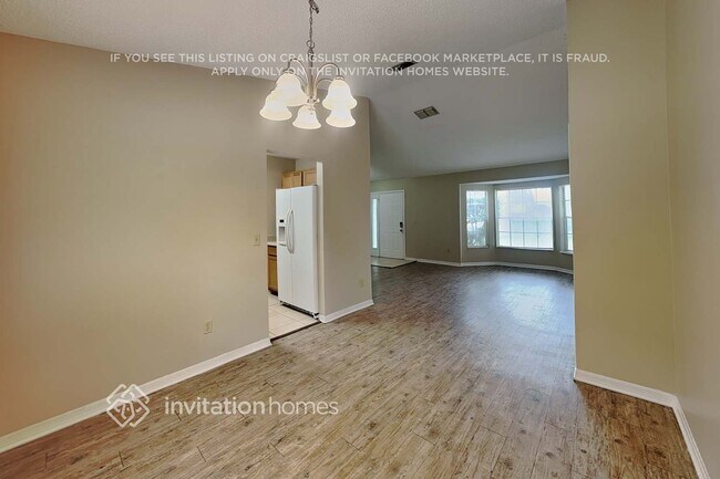 Foto del edificio - 2624 Lake Jackson Cir