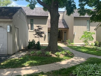Building Photo - 78 Foxwood Ln