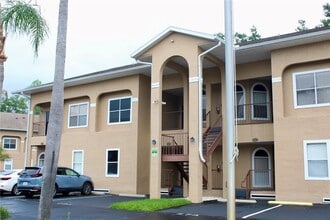 Building Photo - 8829 Coral Palms Ct