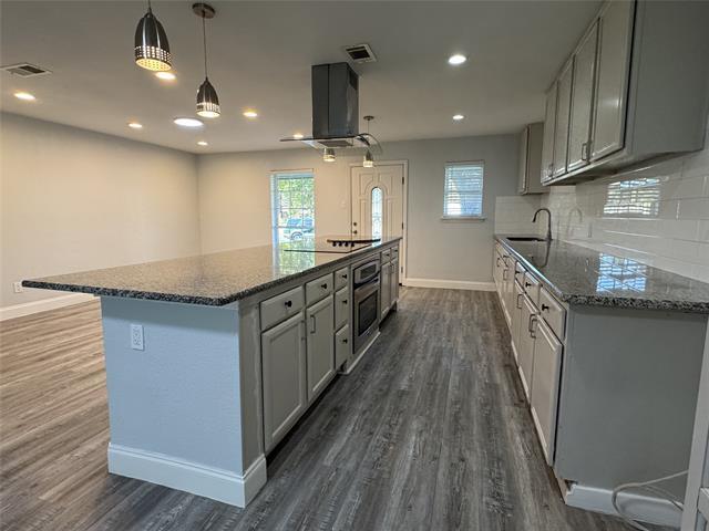 Building Photo - 208 N Bowser Rd