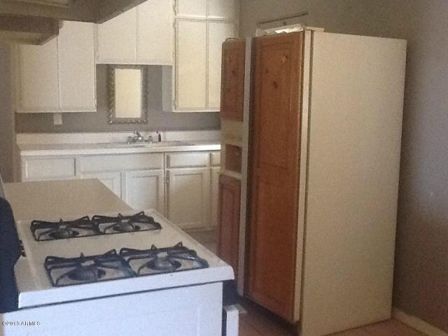 Kitchen - 1119 N 35th St