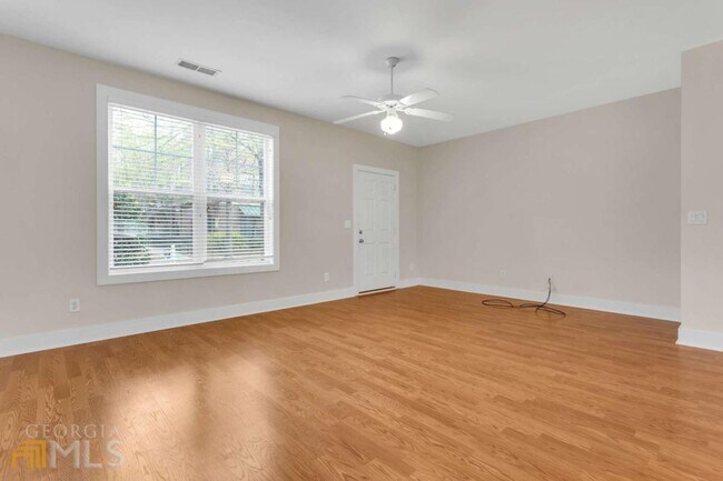Foto del edificio - 797 Field St SE