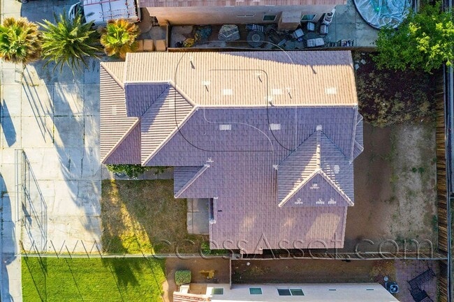 Building Photo - 9383 Dragon Tree Dr