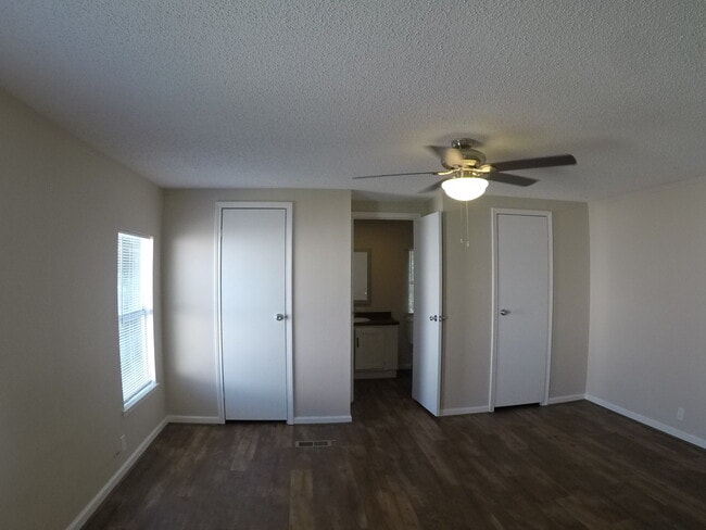 Building Photo - 200 Raider Ln