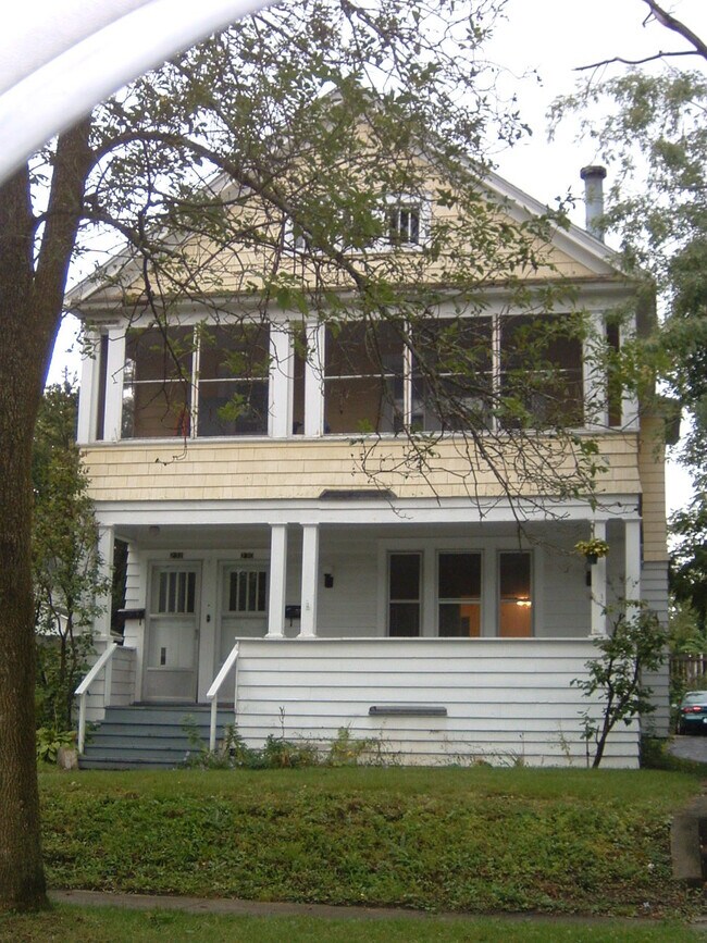 Building Photo - 232 Kensington Pl