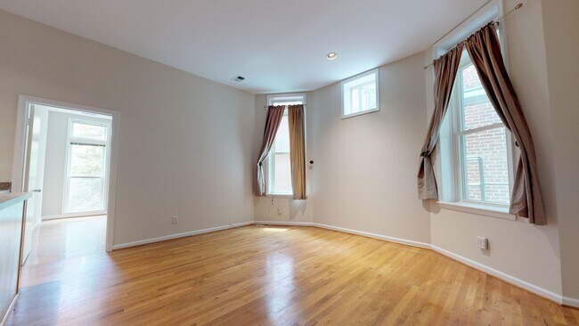 Foto del edificio - Dupont Circle/Logan Circle One Bedroom Wit...