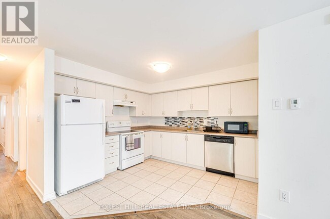 Building Photo - 100 Parrotta Dr