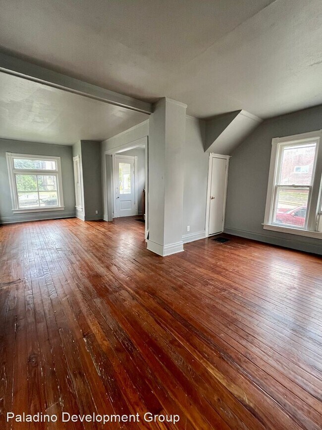 Foto del edificio - 2 br, 1 bath House - 4201 Cumings