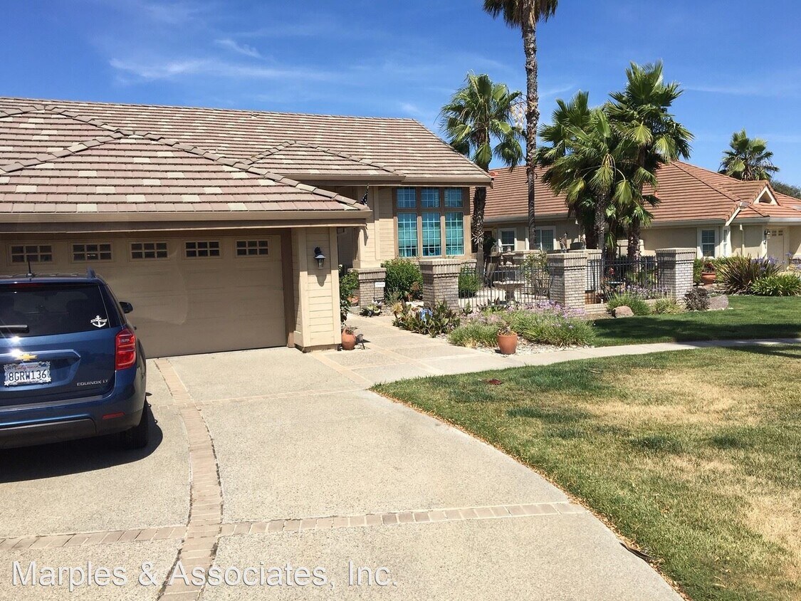 Building Photo - 3 br, 2 bath House - 2079 Newport Dr