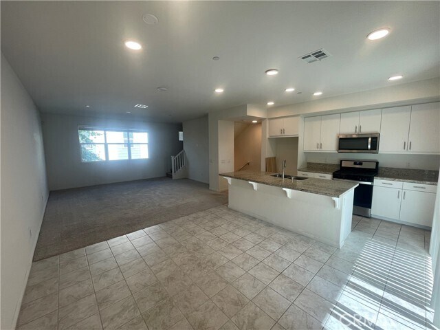 Foto del edificio - 7816 Paxton Pl