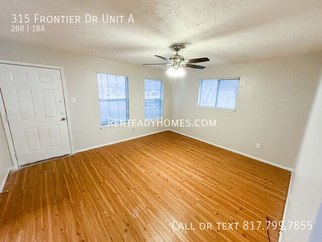 Building Photo - 315 Frontier Dr