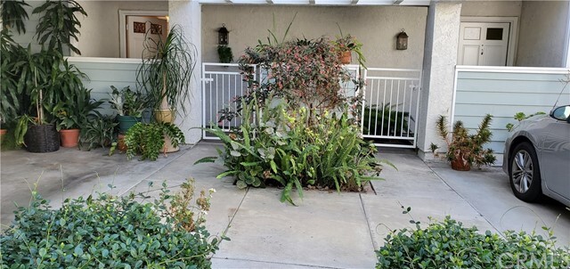 Primary Photo - 410 Deerfield Ave