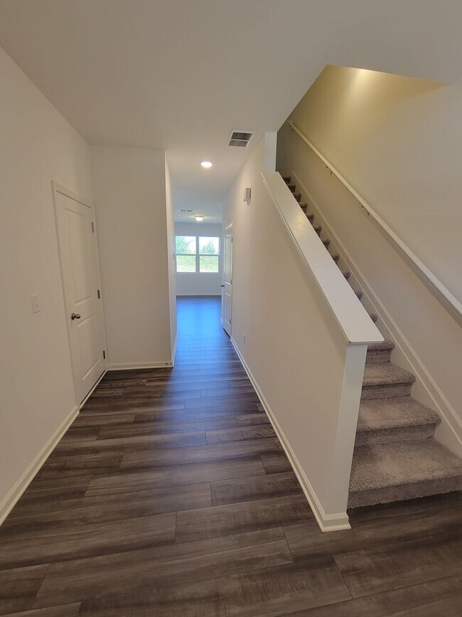 Foto del edificio - Townhome in McDonough!