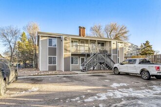 Building Photo - 1120 Mazatlan Cir