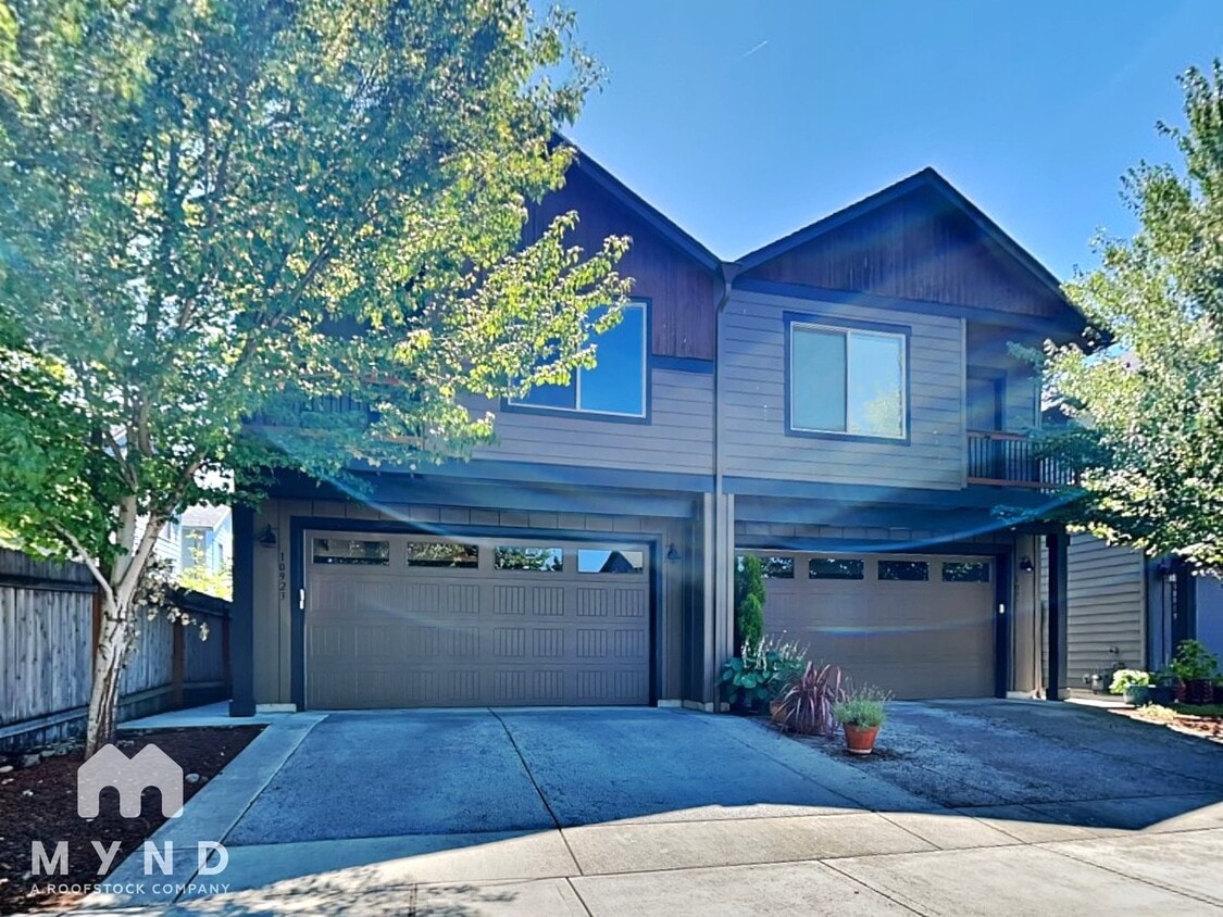 Primary Photo - 10923 NE 44th St